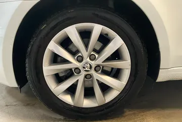 skoda octavia 16 tdi active diesel manual porto 903000000003976
