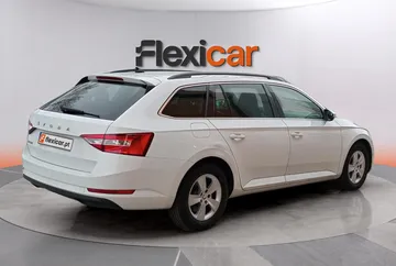skoda superb break 20 tdi ambition dsg diesel automatica cascais 903000000004351