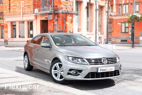 Carro Volkswagen Passat CC barato